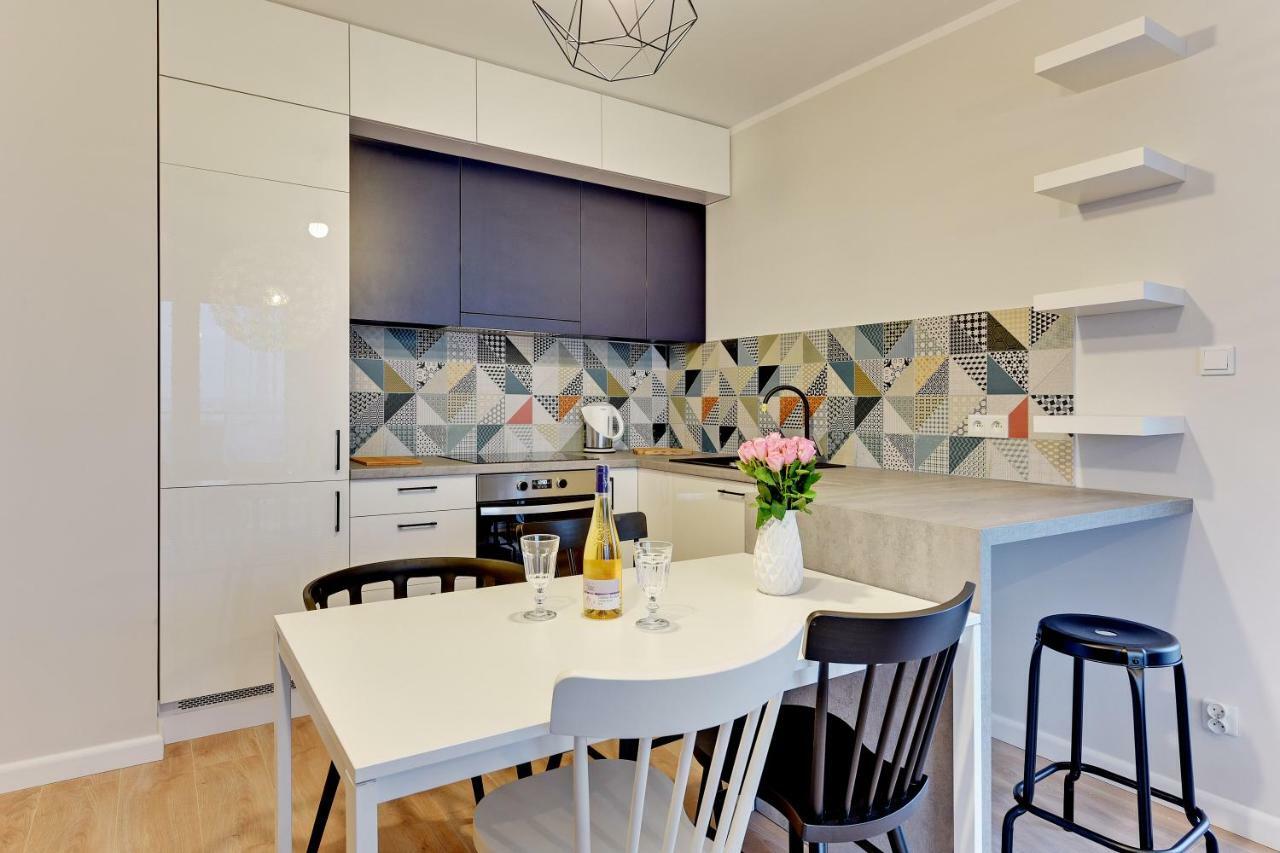 Apartament Beautiful Seaside View - 4 Oceans Premium